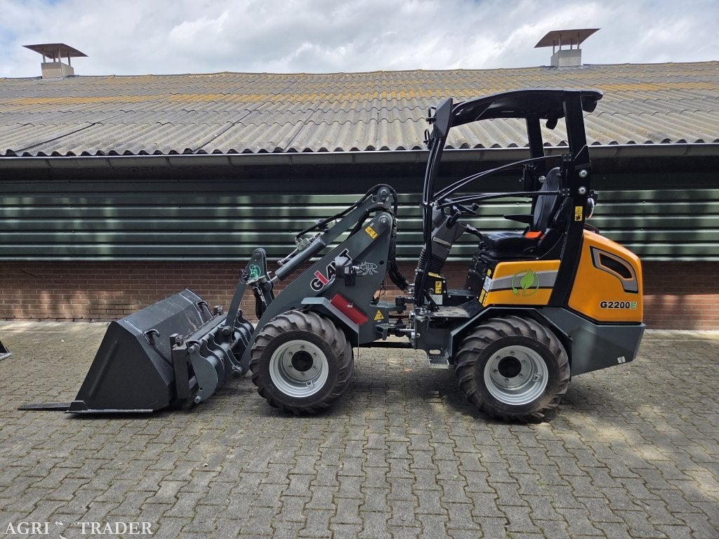 Giant shovel G2200E met bak en palletvork Euro aansluiting, Niet opgegeven, -, Niet opgegeven