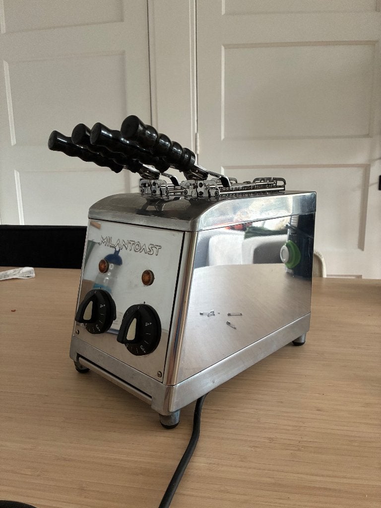 MilanToast Tosti/bageltoaster, Ophalen, Zo goed als nieuw, Uitneembare kruimellade