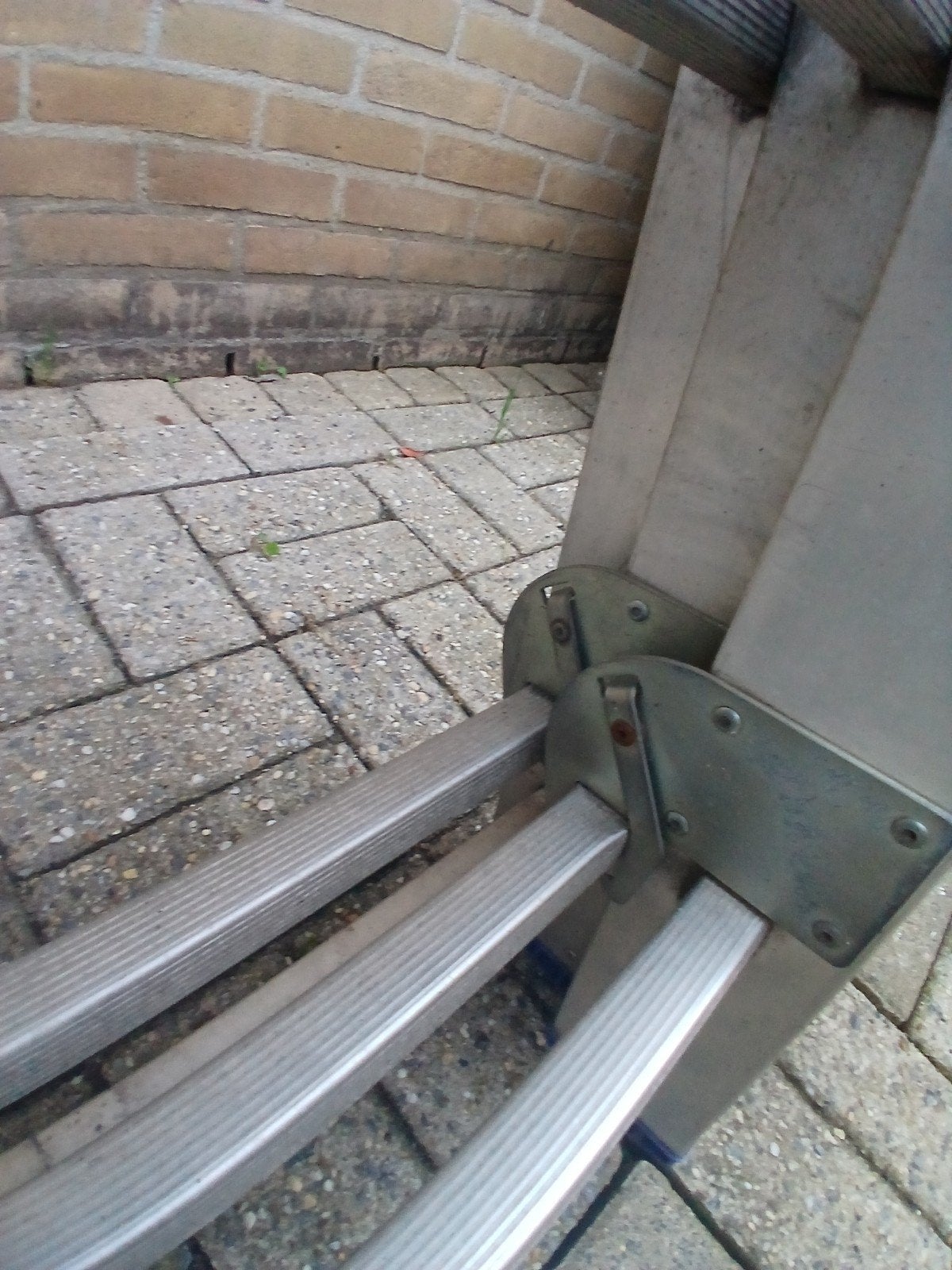 Robuuste uitschuifbare ladder, 4 meter of meer, Doe-het-zelf en Verbouw, Ladders en Trappen, Ophalen