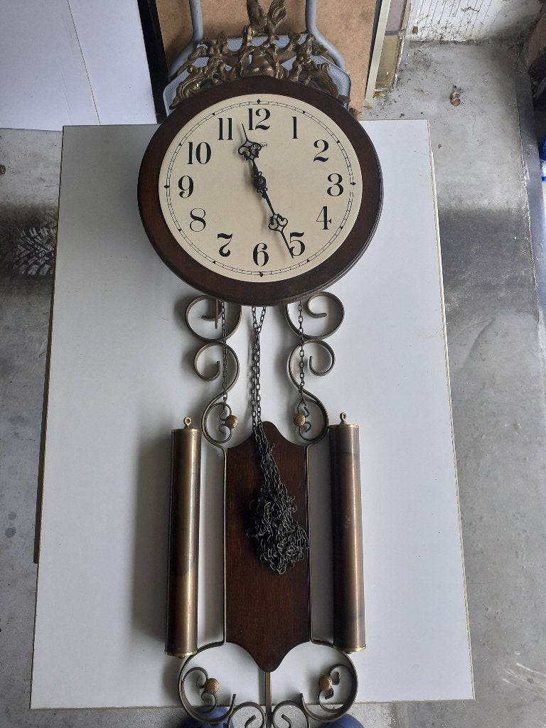 Haantjes klok, Ophalen