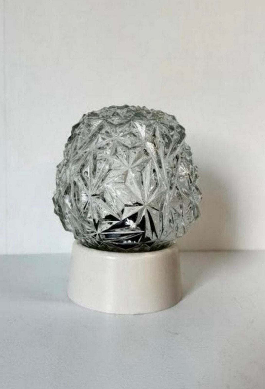 Vintage helder plafondlamp ‘diamant’ sixties crème bakeliet, Huis en Inrichting, Lampen | Plafondlampen, Vintage, Zo goed als nieuw