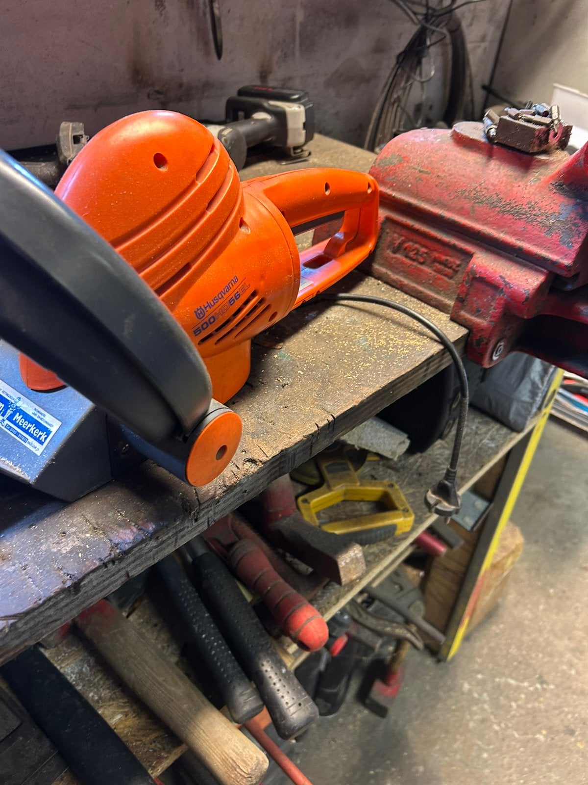 Heggeschaar husqvarna, Tuin en Terras, Ophalen, Zo goed als nieuw, Elektrisch, Handgedragen