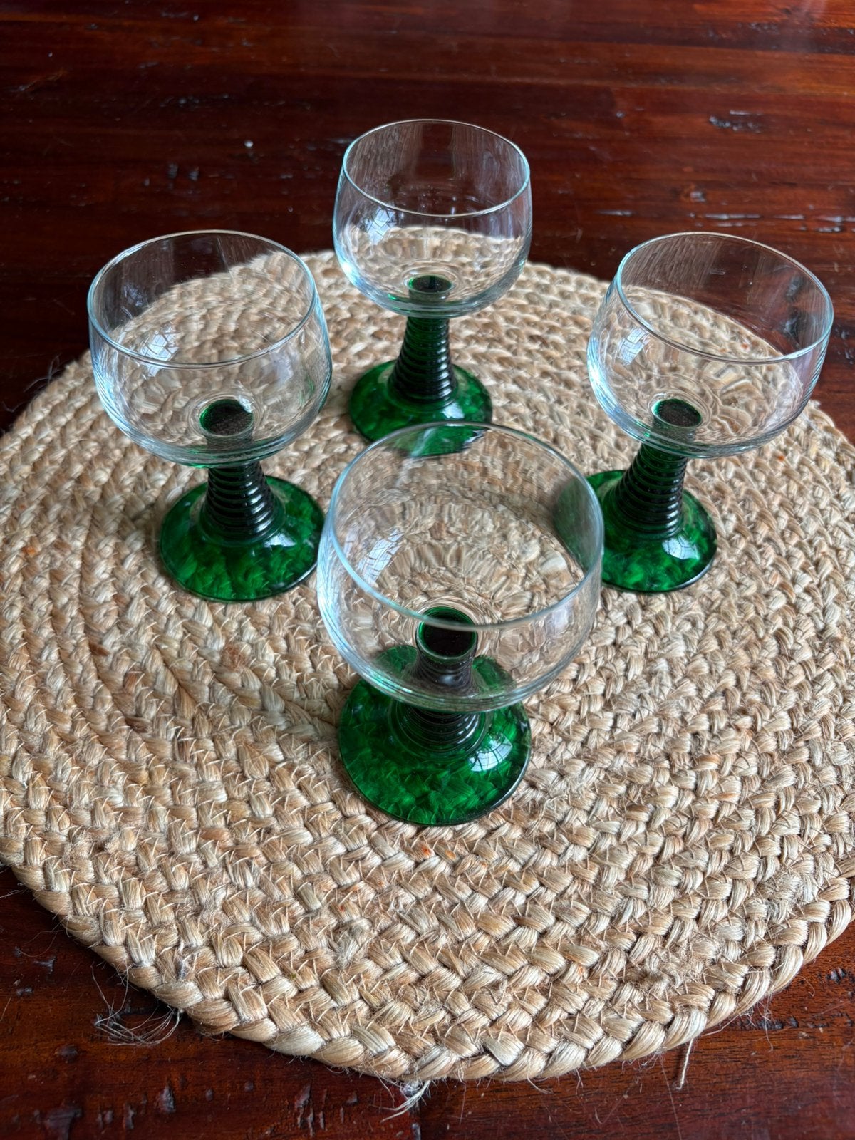 4 Roemer glazen met groen geribbelde voet, France., Ophalen, Zo goed als nieuw, Overige typen