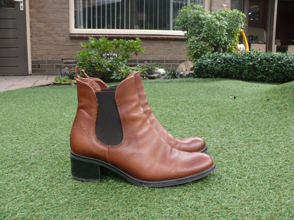 Linea Zeta laarzen maat 39 als nieuw, Kleding | Dames, Schoenen, Bruin, Lage of Enkellaarzen, Ophalen of Verzenden, Zo goed als nieuw