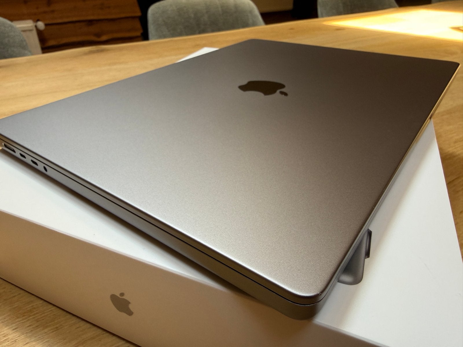 Foto 4 van Apple MacBook Pro 16” M2 Max 2023 - 32GB - 1TB SSD