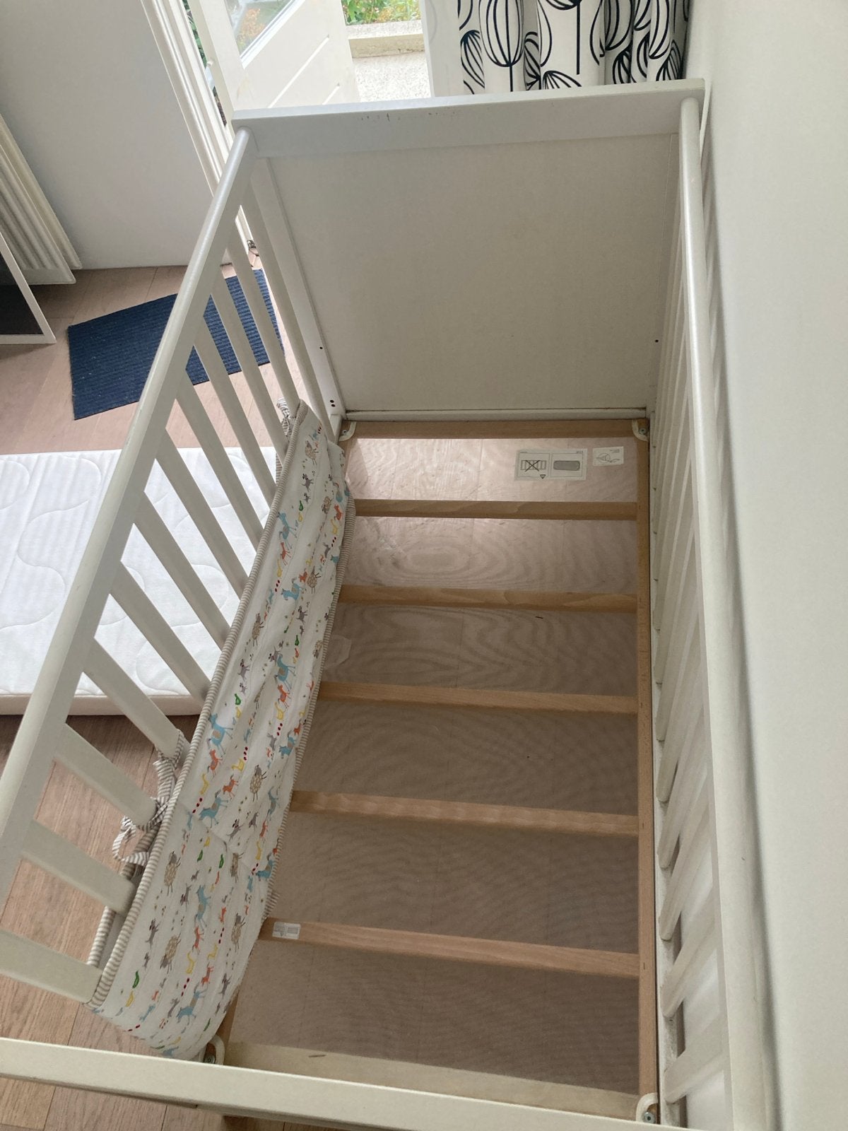 IKEA Ledikant 60x120 met matras en toebehoren, Kinderen en Baby's, Babywiegjes en Ledikanten, Ophalen, Gebruikt, Ledikant