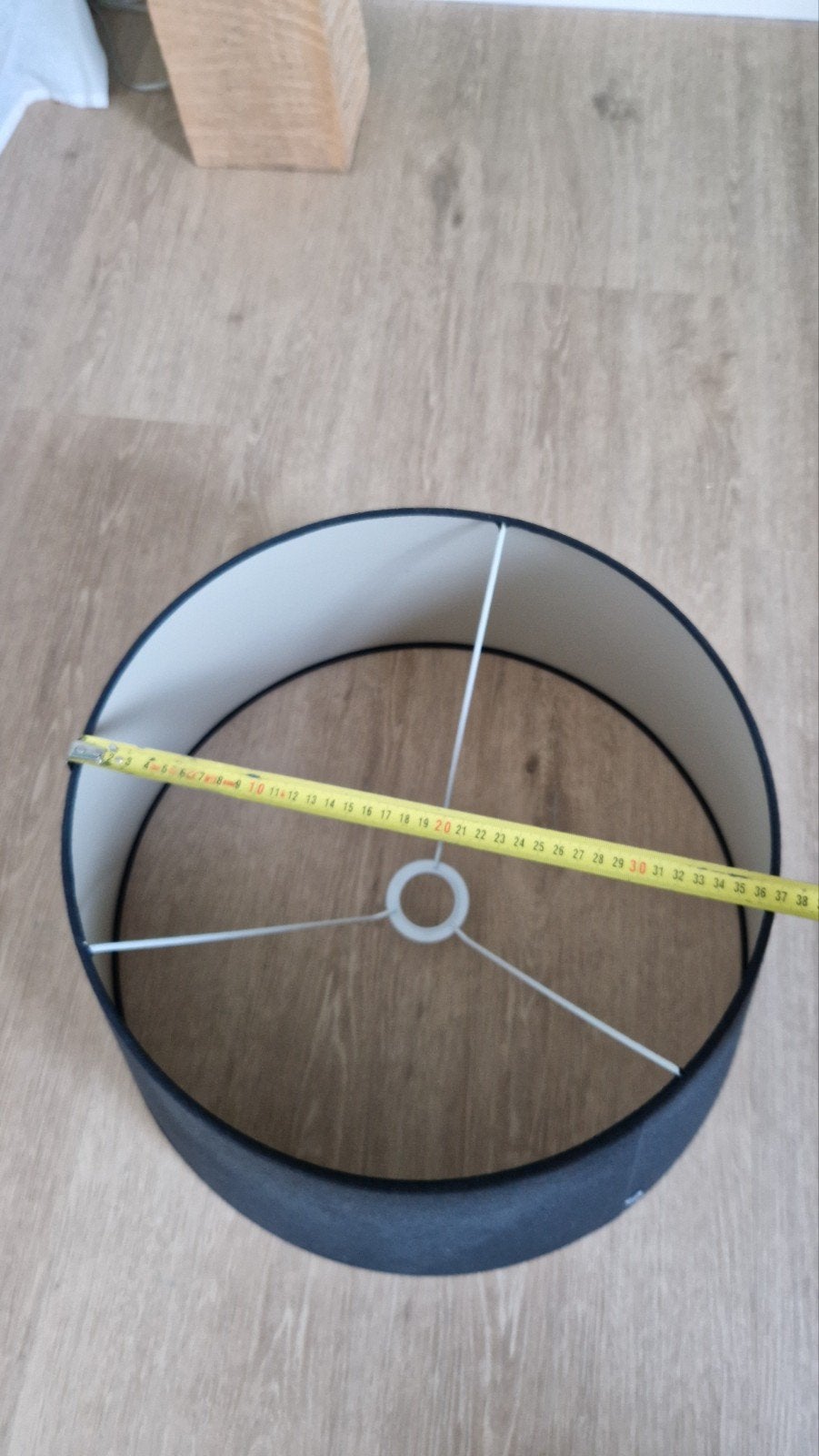 Zwarte ronde lampenkap, Ophalen, Tafellamp, Zwart, Rond