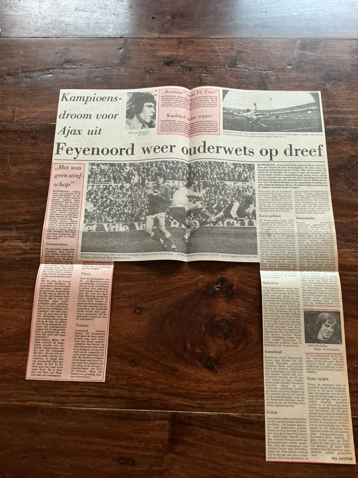 Voetbal krantenartikel Feyenoord Ajax april 1976 Hanegem, Verzamelen, Ophalen of Verzenden, Knipsel(s)
