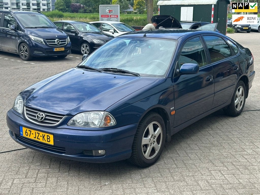 Toyota Avensis 1.8-16V Linea Luna, Auto's, Toyota, Bedrijf, Te koop, Avensis, ABS, Airbags, Airconditioning, Automatische klimaatregeling
