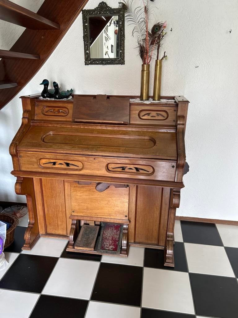 Antiek Kerkorgel / Reed Organ - deels werkend, Muziek en Instrumenten, Orgels, Ophalen, Gebruikt, 1 klavier, Harmonium