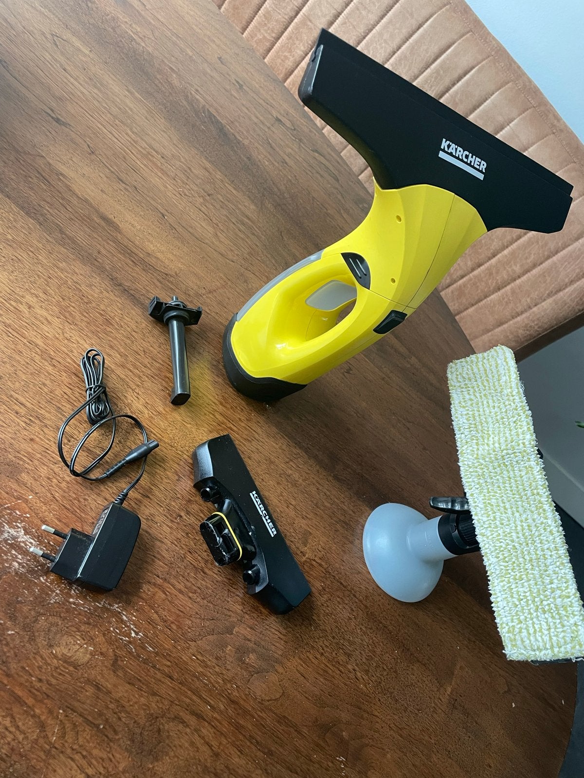 Kärcher WV 2 Plus N Raamwisser, Ophalen of Verzenden, Raamwisser of Trekker