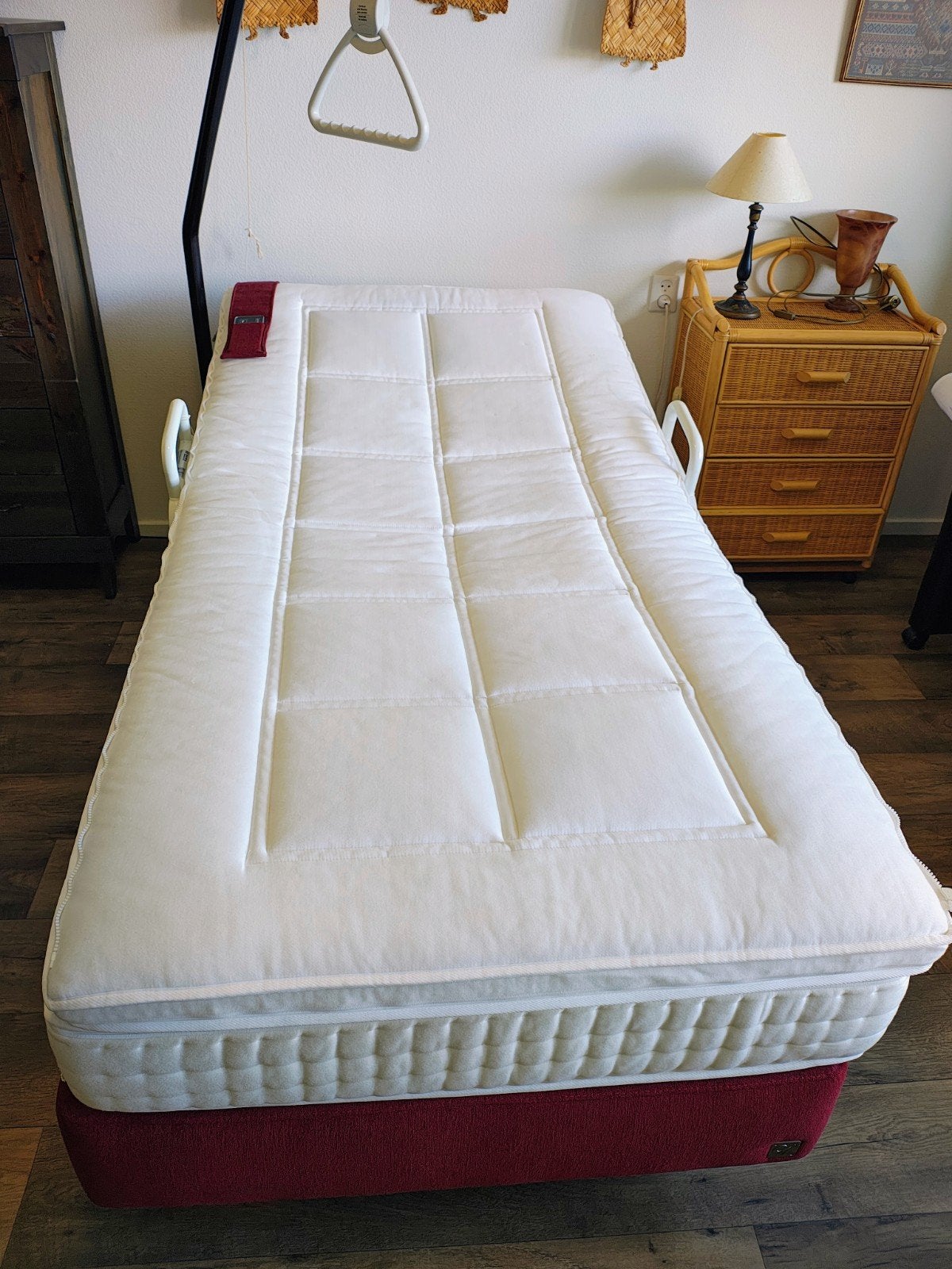 Luxe elektrisch verstelbaar Well-Fair bed met topper & opsta, Ophalen, Overige materialen, Verstelbaar, 90 cm