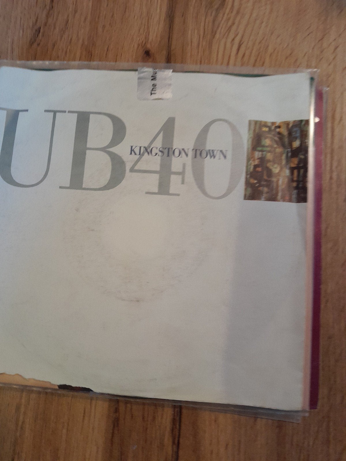 UB40 7 inch kingston town, Ophalen of Verzenden, Zo goed als nieuw, Pop