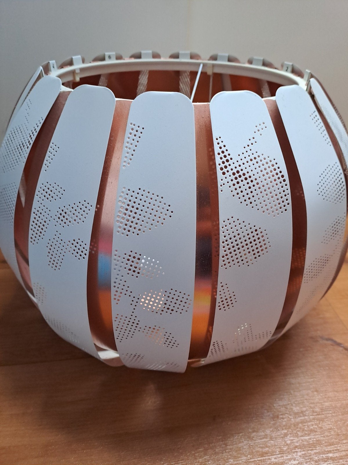 IKEA Plafondlamp Wit/Koper met Spaarlamp, Ophalen, Gebruikt, Modern, minimalistisch, industrieel, E27 (groot)