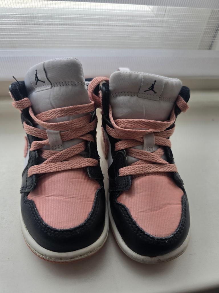 Nike jordan maat 23.5, Kinderen en Baby's, Kinderkleding | Schoenen en Sokken, Ophalen of Verzenden, Nike Jordan, Jongen of Meisje