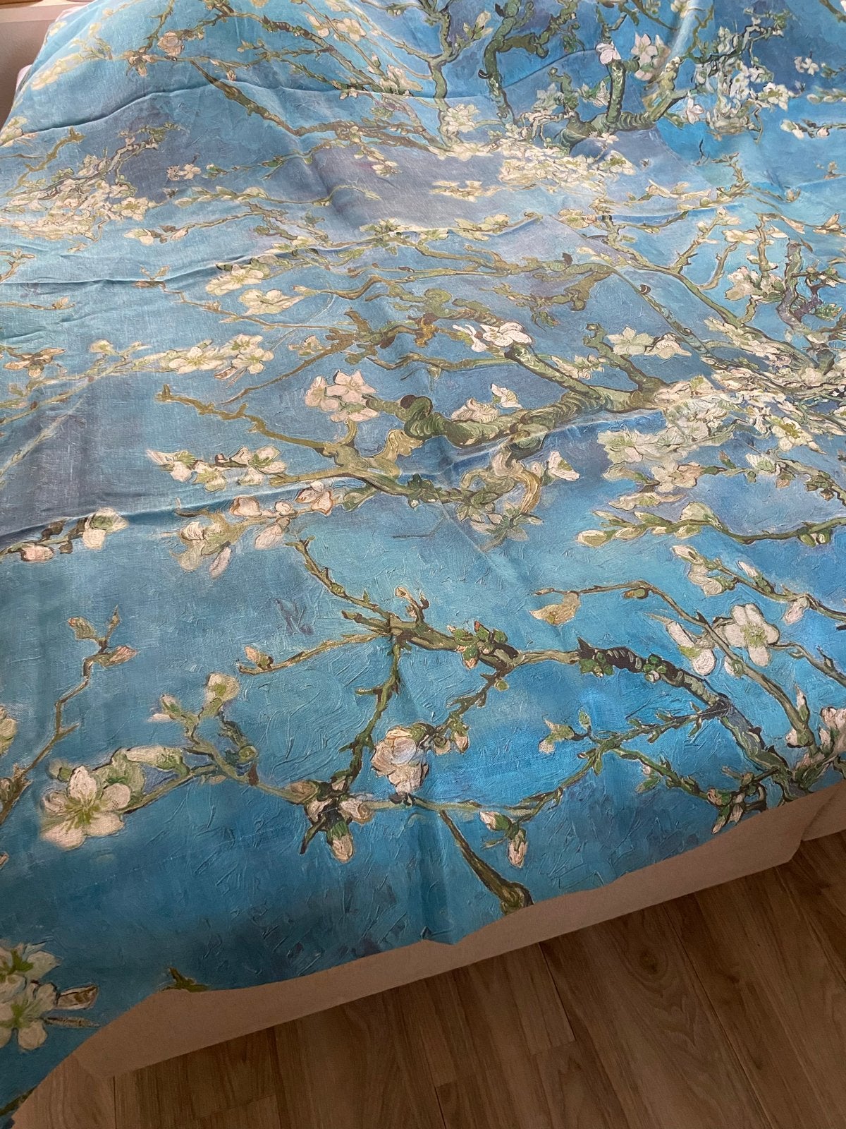 Nieuwe linnen gordijnen 'De Amandelbloesem' Van Gogh, Overige materialen, Blauw, Nieuw, Ophalen of Verzenden
