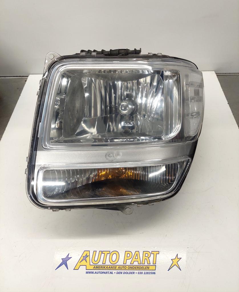 Dodge Nitro e-keur koplamp 2007-2011, Gebruikt, PO Box 21-8004 | Auburn Hills, MI 48321-8004, Amerikaanse onderdelen, Ophalen of Verzenden