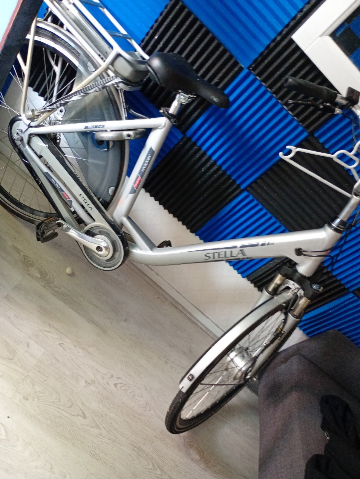 8Stella Modena E-bike - Nieuwe accu, altijd binnen gestaan, Fietsen en Brommers, Fietsen | Dames | Damesfietsen, Ophalen of Verzenden