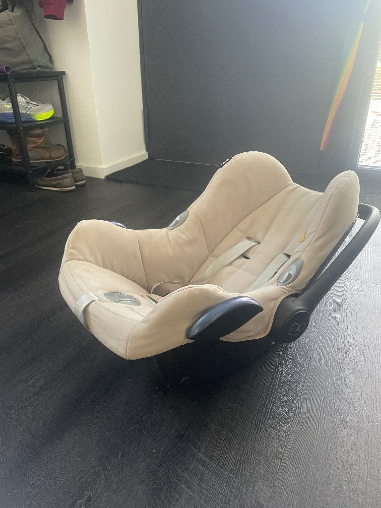Maxi Cosi autostoel cabrio fix nomad sand, Ophalen, 9 t/m 18 kg, Maxi-Cosi, Gebruikt