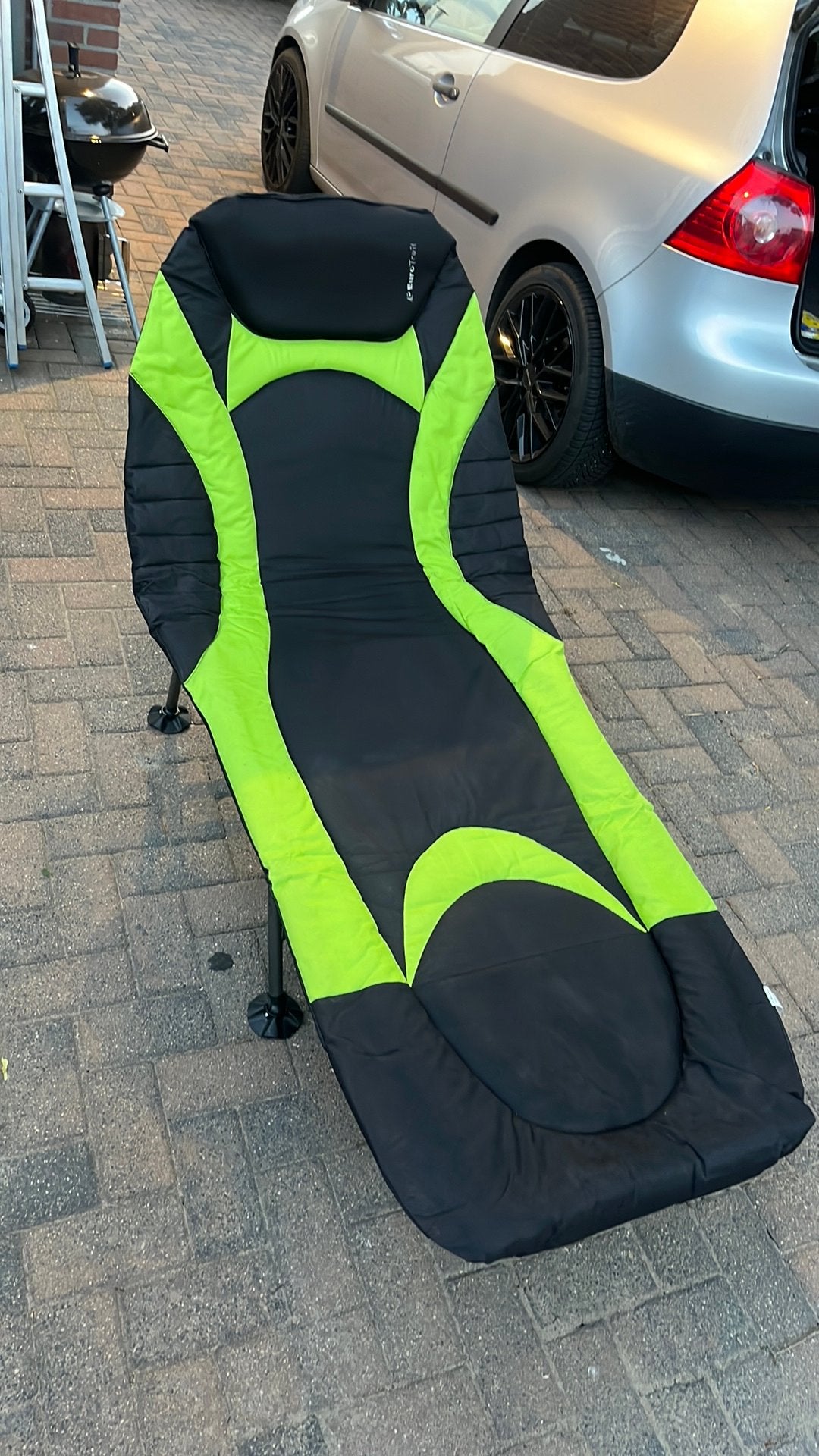 Eurotrail veldbed, Ophalen, Zo goed als nieuw, Kart