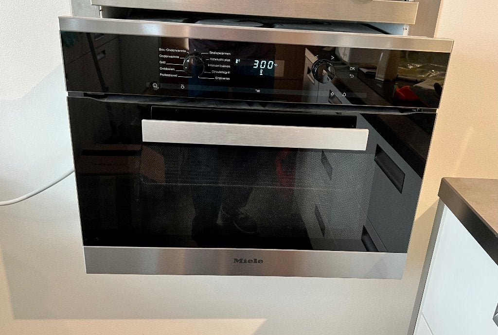 Miele H6200B inbouwoven RVS - hoogte 45cm, Ophalen, Minder dan 45 cm, Gebruikt, Oven