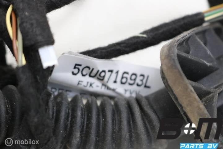Portierkabelboom linksachter VW Jetta 5C6 5CU971693L, Gebruikt