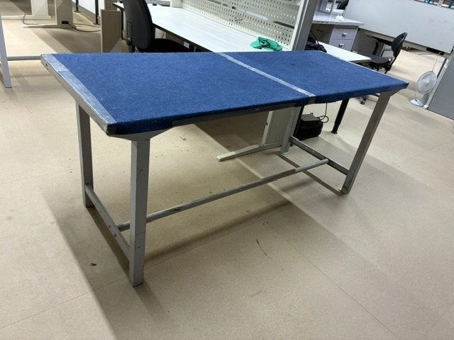 Bureau/  Werkbank   / inpaktafel, Huis en Inrichting, Ophalen, Gebruikt, -, -