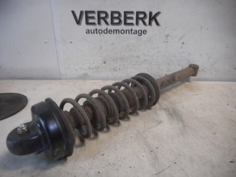 VEERPOOT ACHTER Ford Fiesta 3 (01-1989/12-1996), Gebruikt, Ophalen of Verzenden, Henry-Ford-Straße 1 50735 Köln, DE, Ford-Werke GmbH