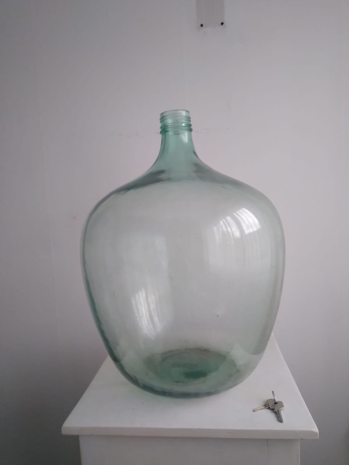 Grote glazen vaas/fles, Ophalen, Zo goed als nieuw