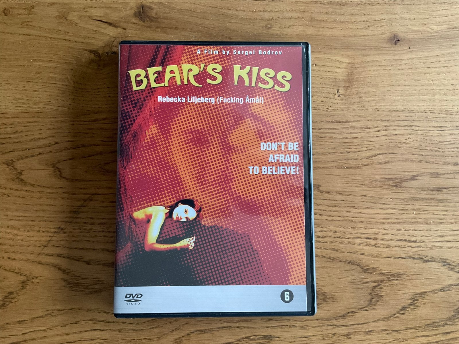 1). Bear's Kiss film van Sergei Bodrov, Rebecka Liljenberg., Ophalen of Verzenden