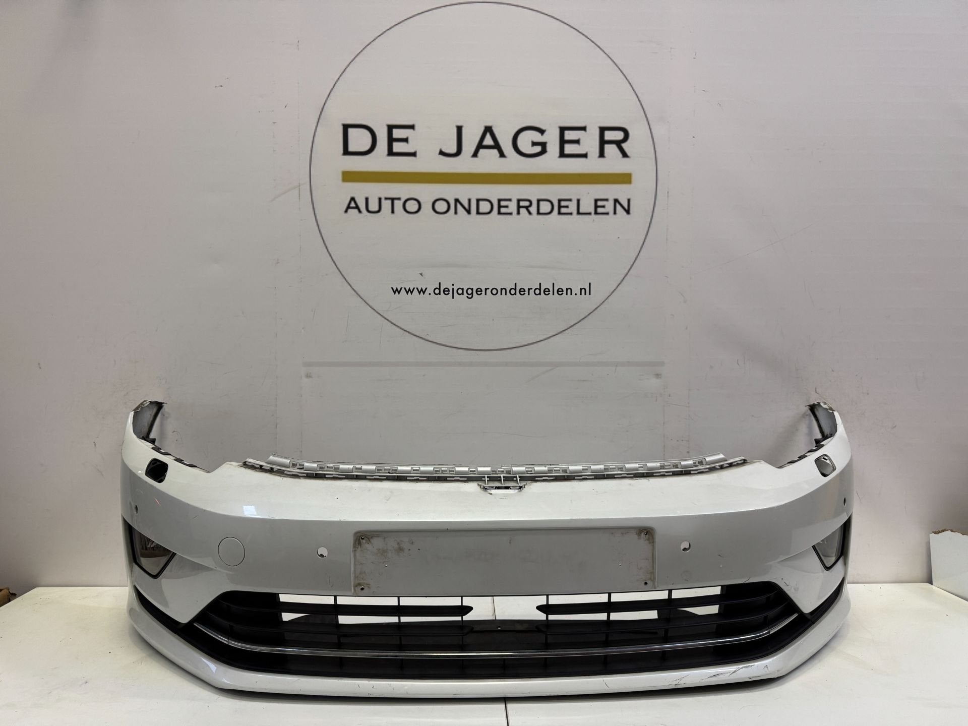 GOLF 7 FACELIFT 7,5 SPORTSVAN VOORBUMPER BUMPER 510807221H, Gebruikt, Volkswagen AG, Bumper, Berliner Ring 2
38440  Wolfsburg, DE