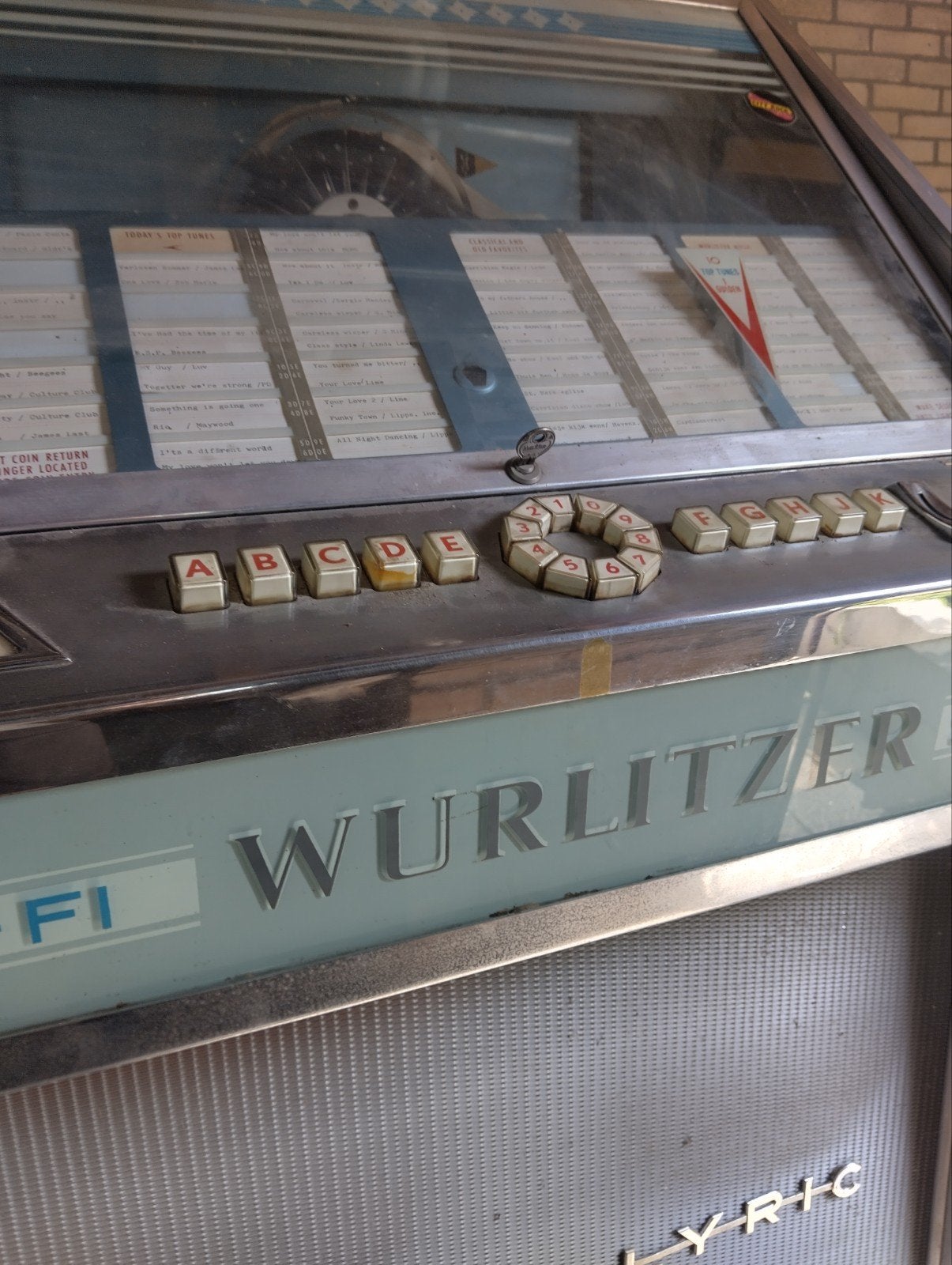 Wurlitzer Lyric 100 selecties. In originele mooie staat., Zo goed als nieuw, Wurlitzer, 1960 tot 1970, Ophalen