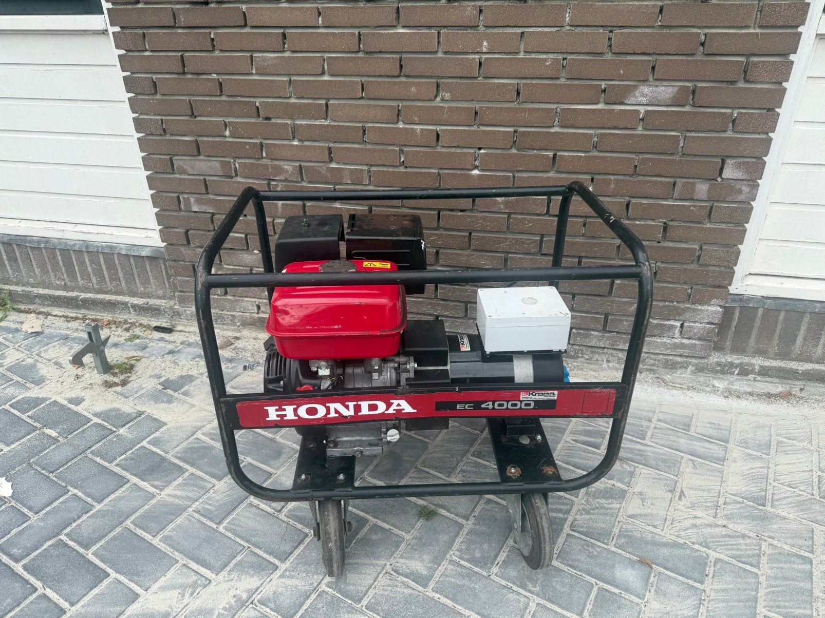 3,4 KVA Aggregaat / Generator. Honda EC4000, Ophalen, Benzine, ., Zo goed als nieuw