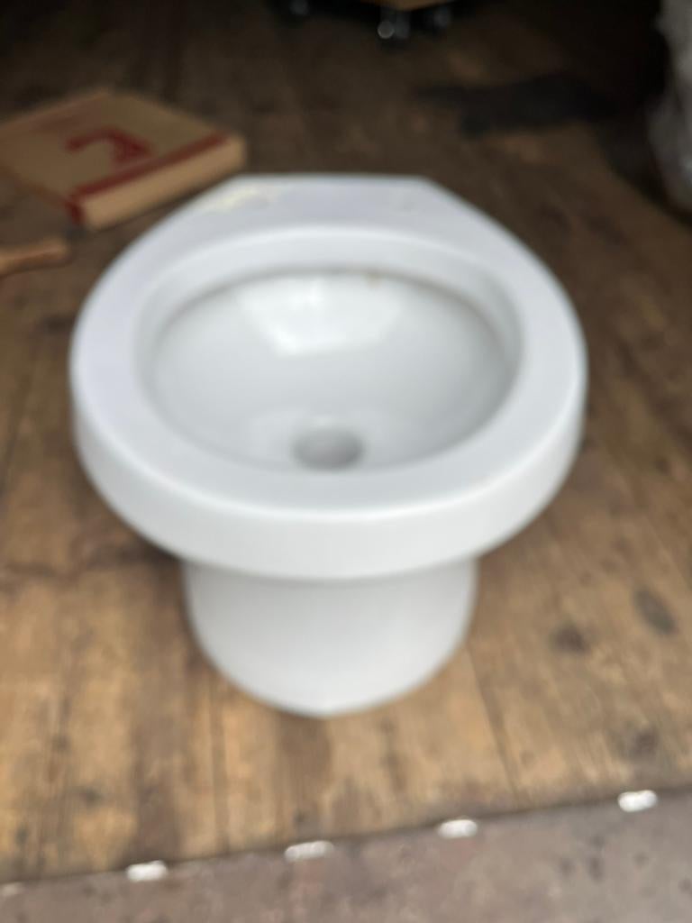 Scheepstoilet electrisch 24 volt, Watersport en Boten, Ophalen of Verzenden, Nieuw, Motor en Techniek, Zeilboot of Motorboot