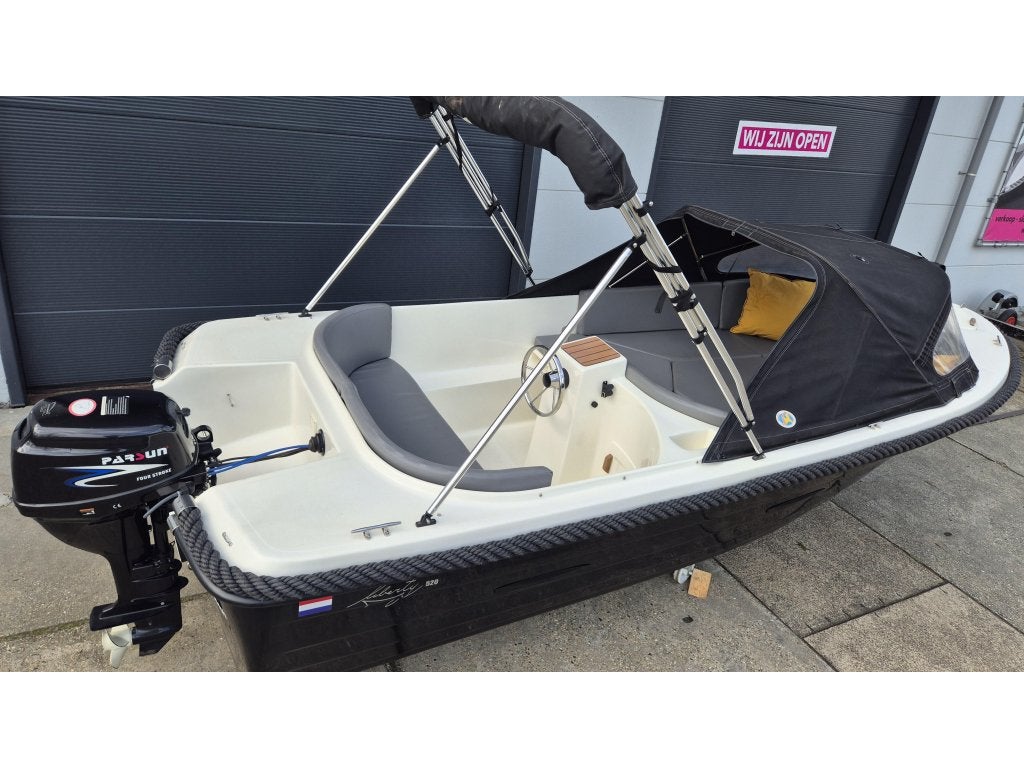 Nette Liberty 5.20 sloep met 15pk en extra opties ZAT OPEN, Watersport en Boten, Sloepen, Niet ingevuld, Niet ingevuld, 5 m, Niet ingevuld