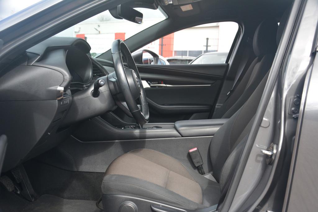 Mazda 3 2.0 e-SkyActiv-X M Hybrid 180 Comfort met Bose | LED, Voorwielaandrijving, 1998 cc, Stof, Gebruikt