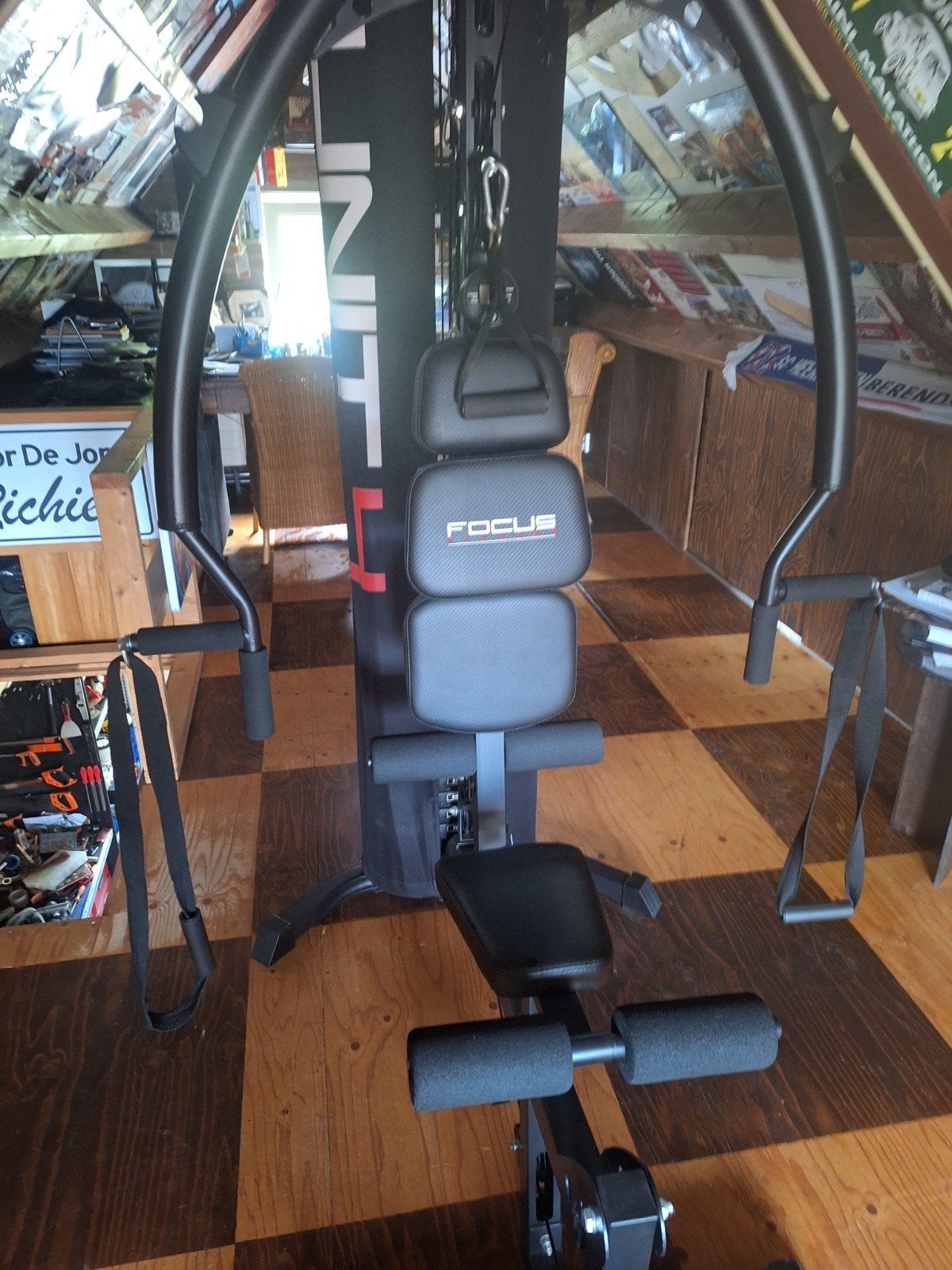 Krachtstation in absolute nieuwstaat Focus Unit 4, Sport en Fitness, Ophalen, Zo goed als nieuw, Krachtstation