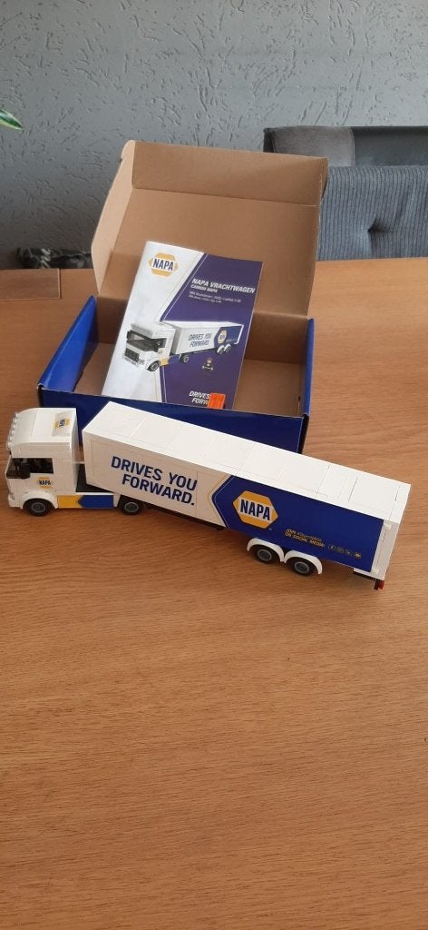 lego NAPA truck, Lego, Ophalen of Verzenden, Zo goed als nieuw, Compleet
