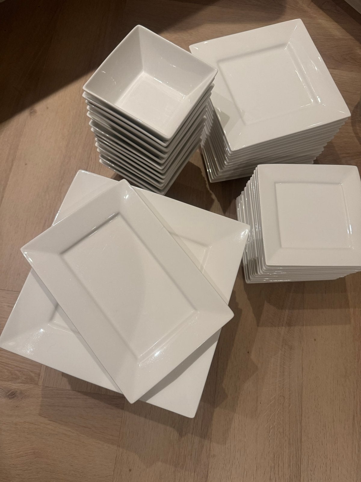 Xenos vierkant servies wit, 60 delig, Ophalen, Gebruikt, Overige merken, Keramiek