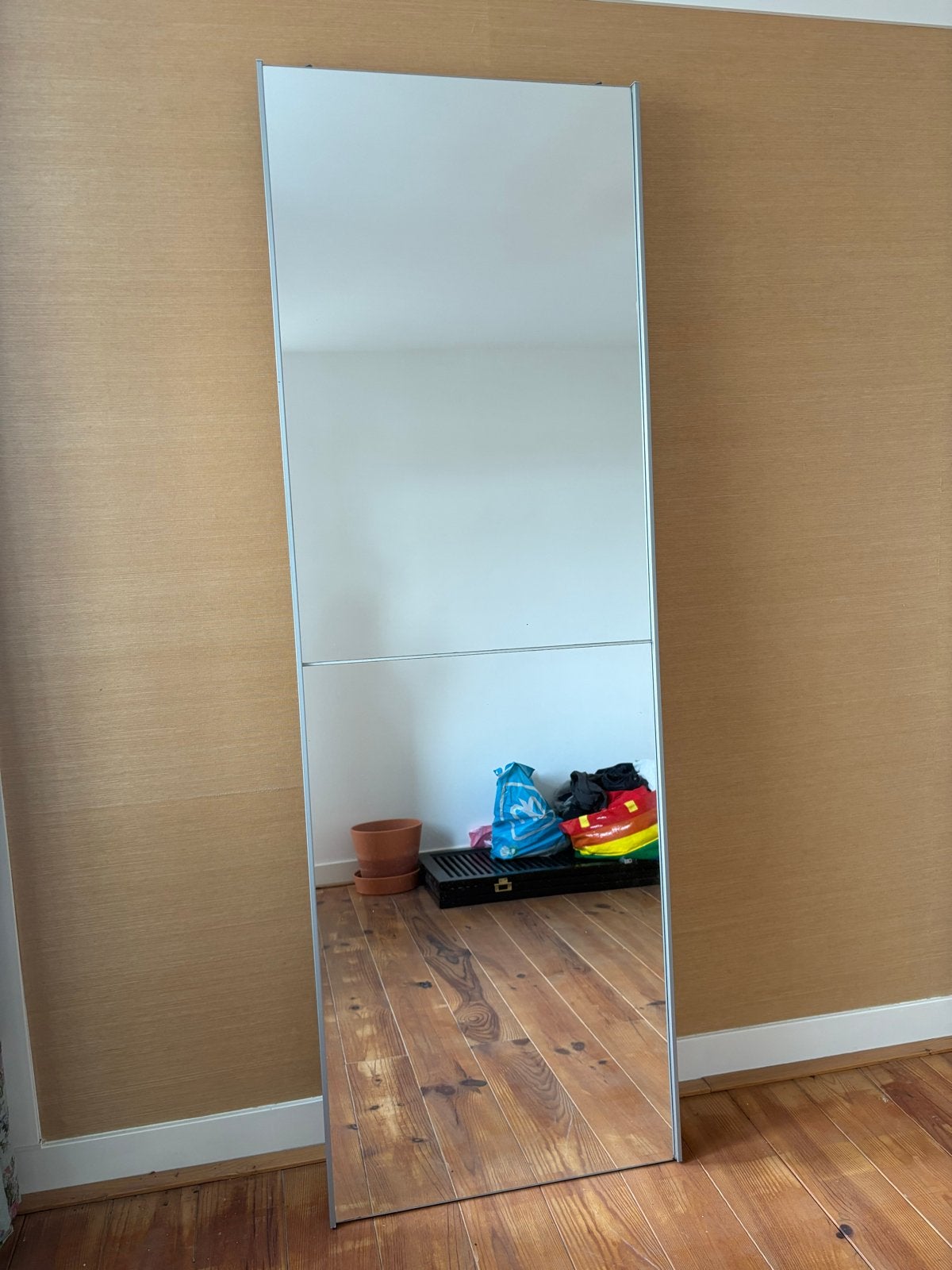 Grote spiegel met aluminium frame, Ophalen, Gebruikt, 75 tot 100 cm, 150 tot 200 cm