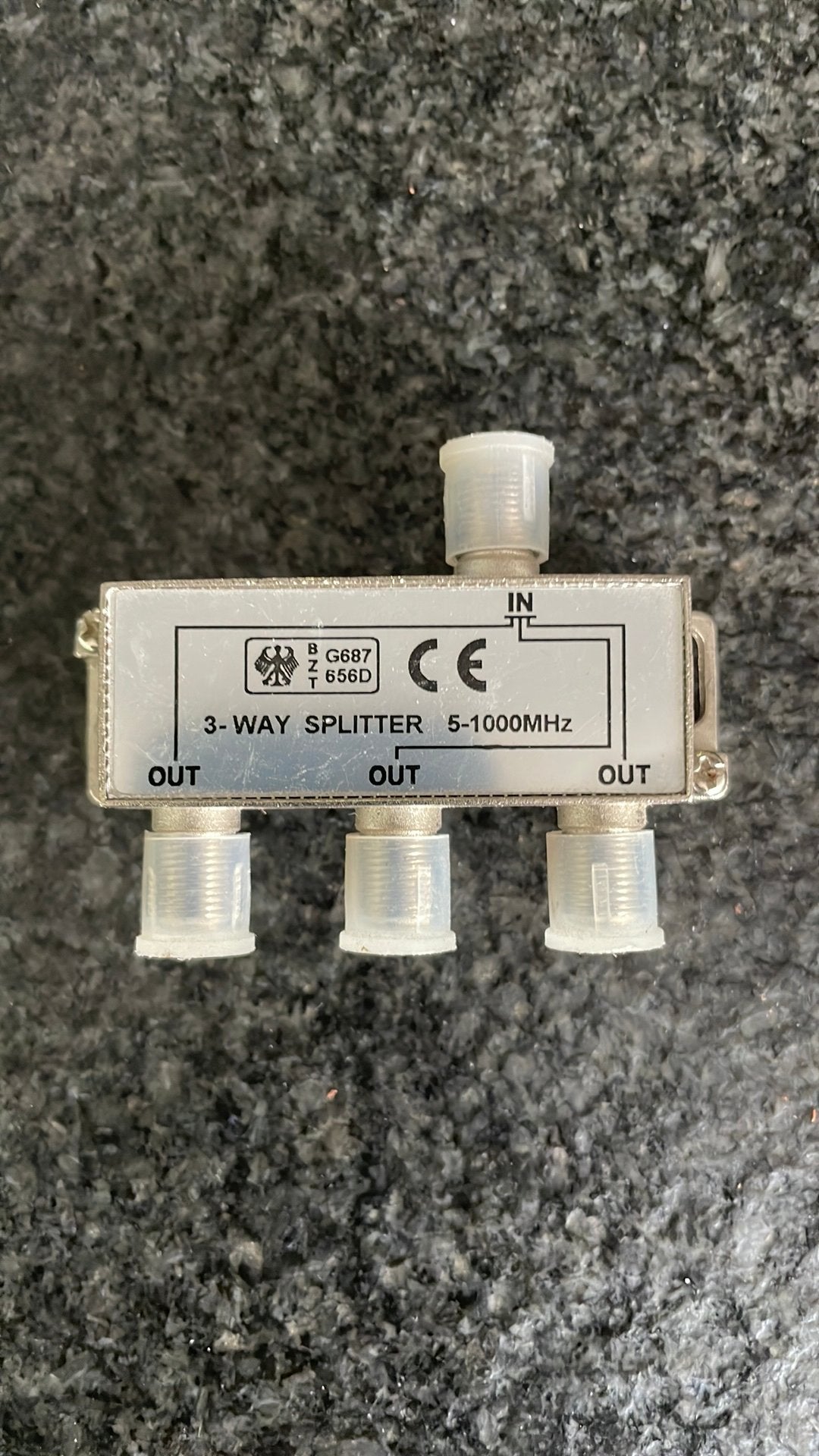 Q-Link coax F-splitter 3-weg, Ophalen of Verzenden, Nieuw, Minder dan 2 meter, Coaxiale kabel