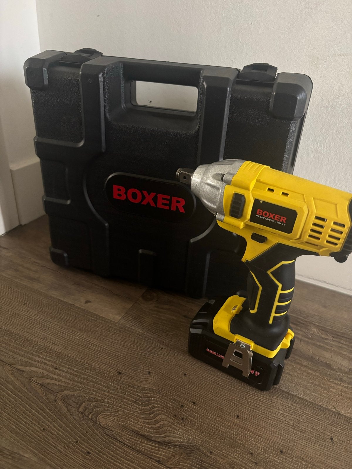 Boxer Slagmoersleutel op Accu - Zo goed als nieuw, Ophalen, Zo goed als nieuw
