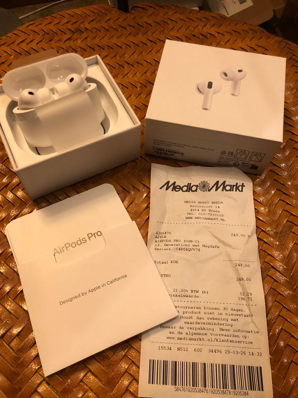 Airpods Pro 3 Origineel met Garantie, Telecommunicatie, Ophalen of Verzenden, Zo goed als nieuw