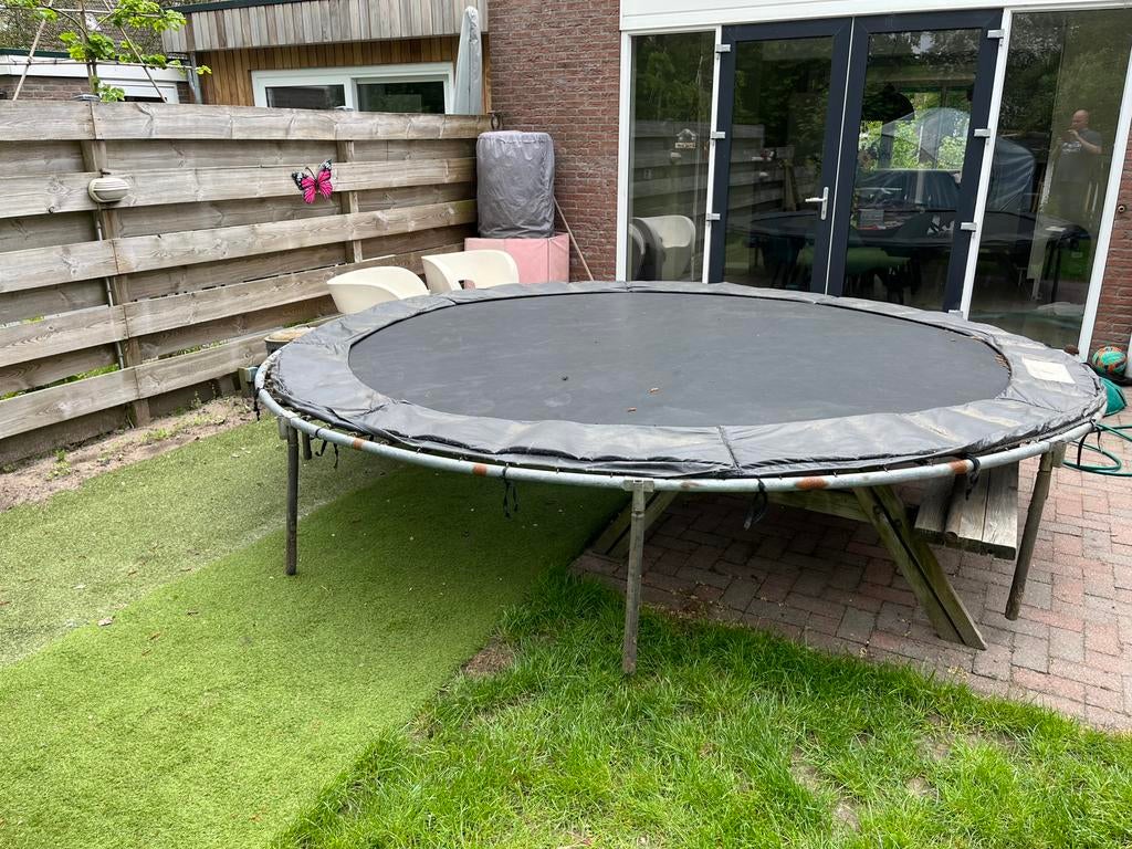 Leuke grote trampoline, Ophalen of Verzenden, Gebruikt