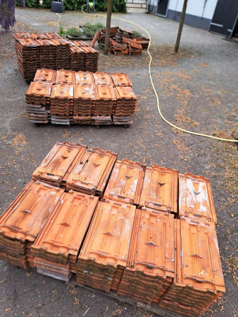Oudhollandse dakpannen, ca 300 stuks, Ophalen, Gebruikt, Steen of Klei, 15 m² of meer