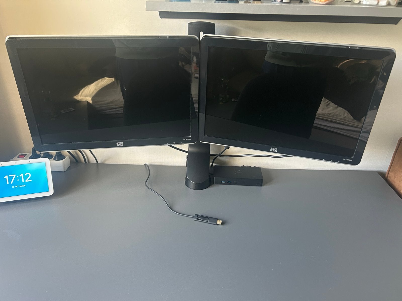 Complete werkplek: monitoren, docking station en monitorarm, Ophalen, Gebruikt, HD, LED