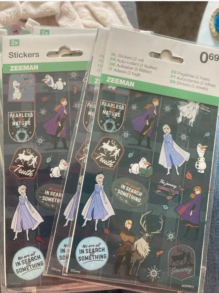 Disney Frozen stickers (2 vellen) 20 keer, Ophalen of Verzenden, Nieuw, Strip of Tekenfilm