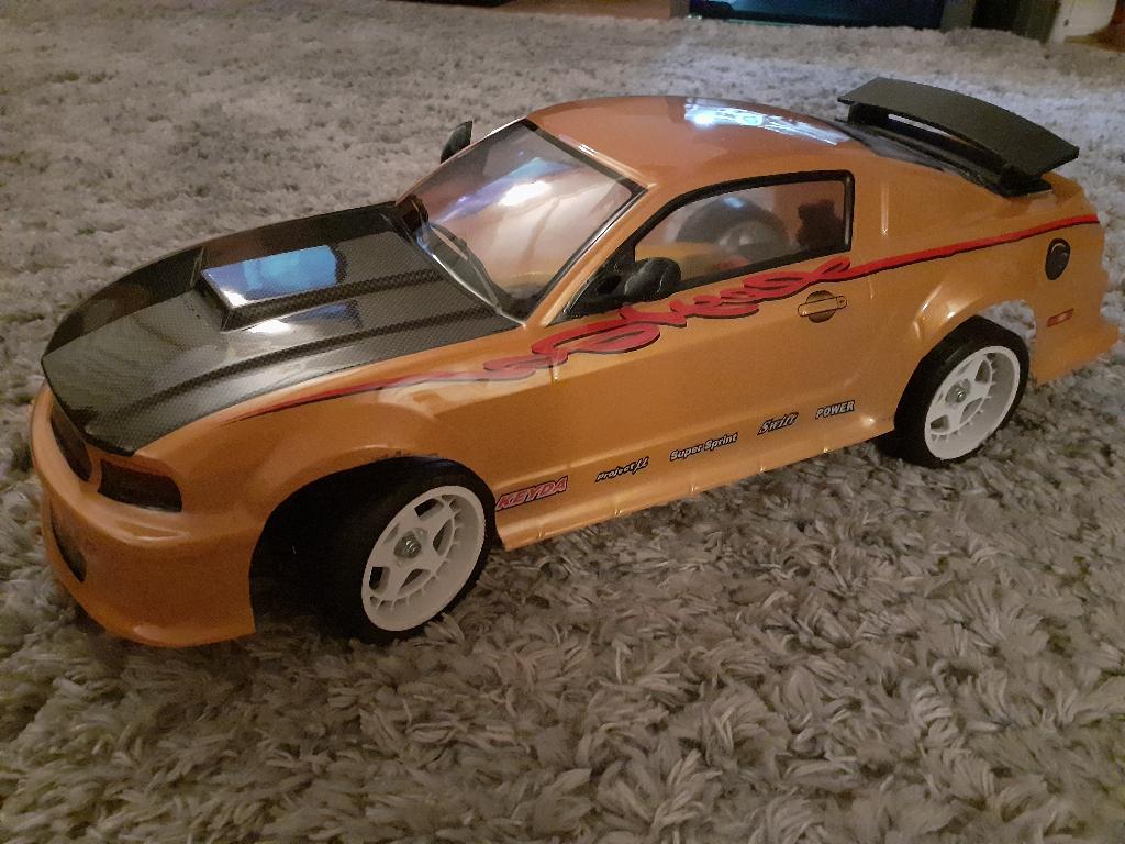 Ford Mustang RC op Tamiya TT-01E Chassis, Hobby en Vrije tijd, Elektro, Ophalen of Verzenden, Zo goed als nieuw, Schaal 1:10