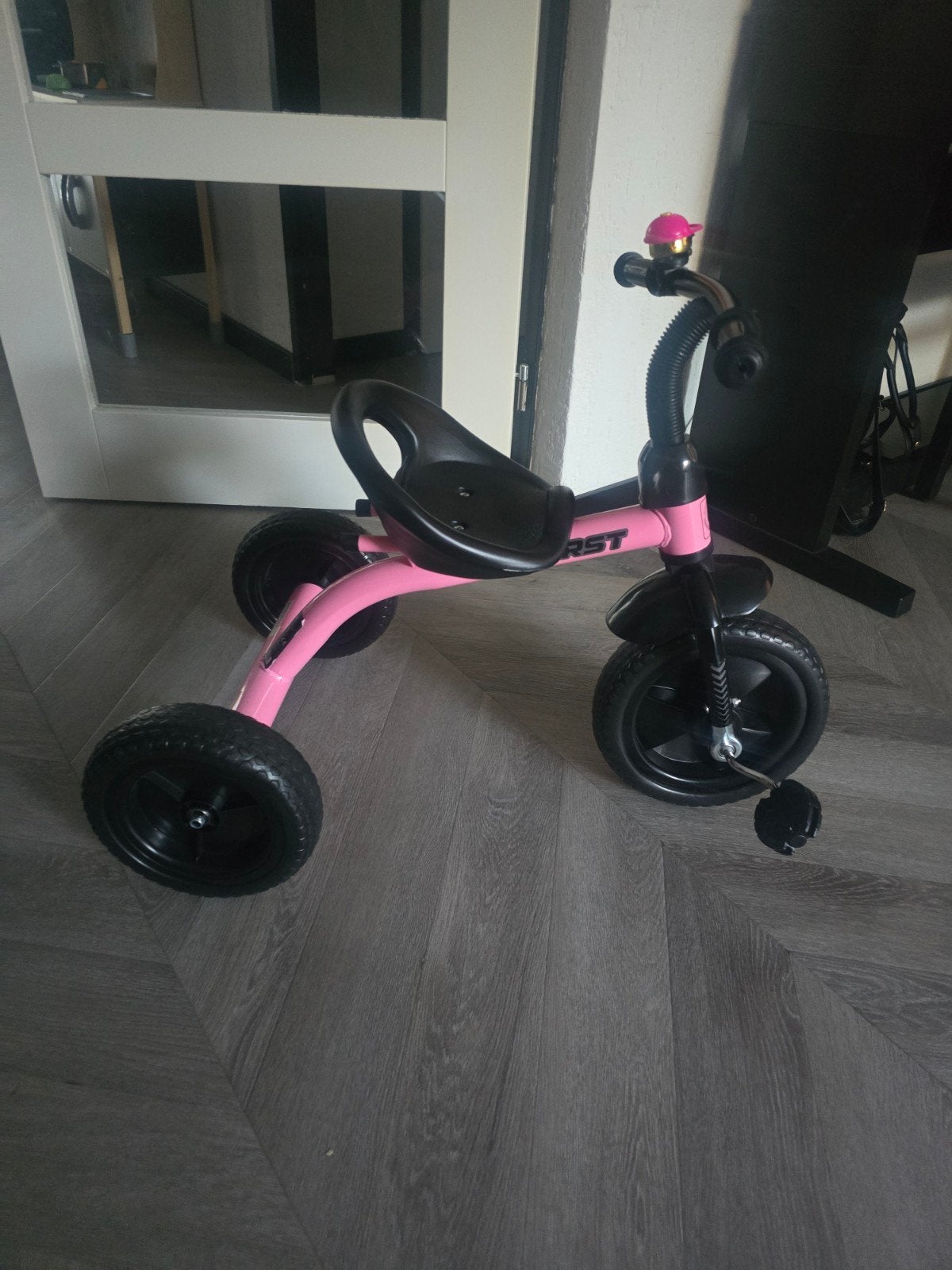 Roze driewieler voor kinderen, Ophalen, Zo goed als nieuw, Overige typen