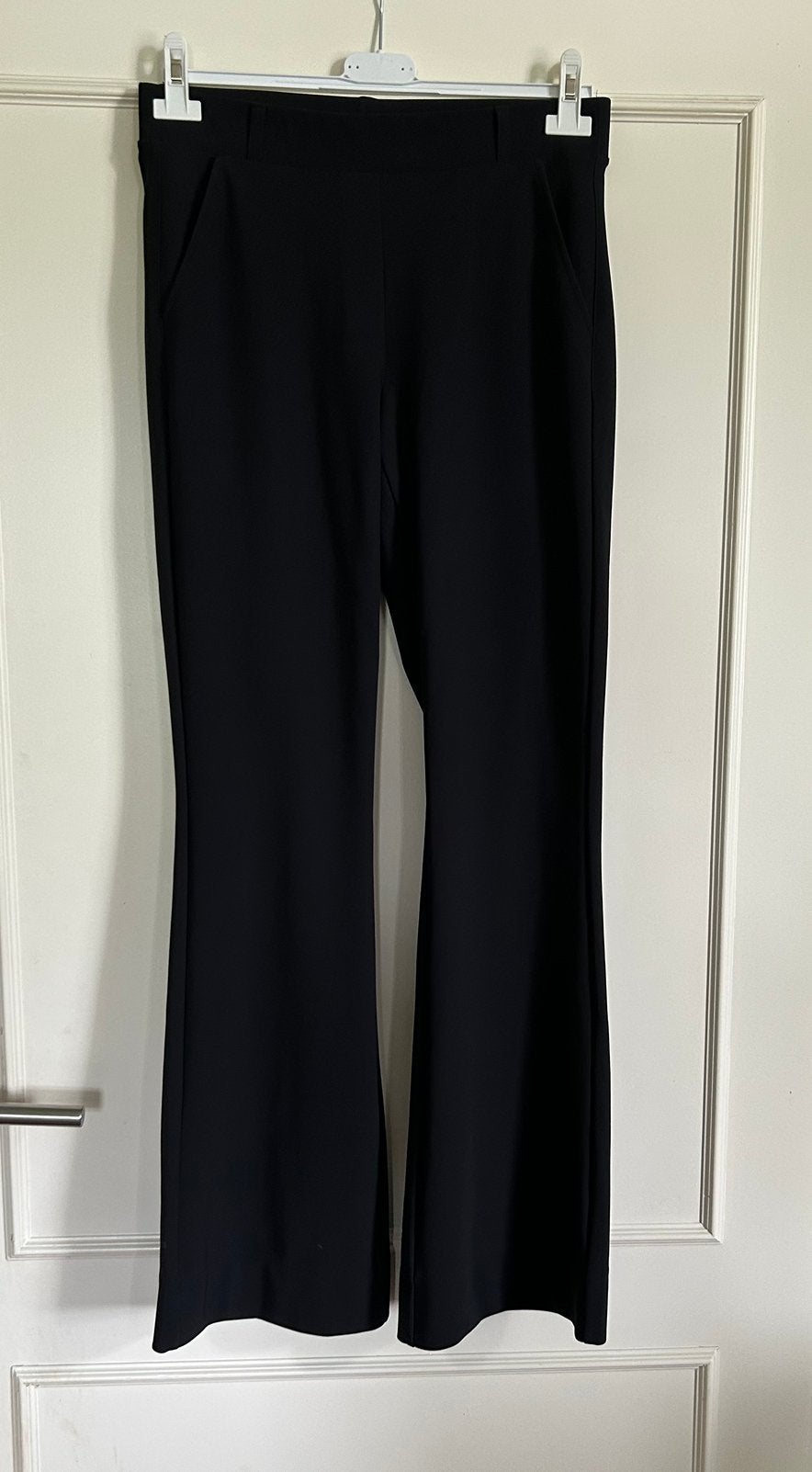 Zwarte Studio Anneloes Flair, Flaired Bonded broek S, Verzenden, Zwart, Zo goed als nieuw, Maat 36 (S)